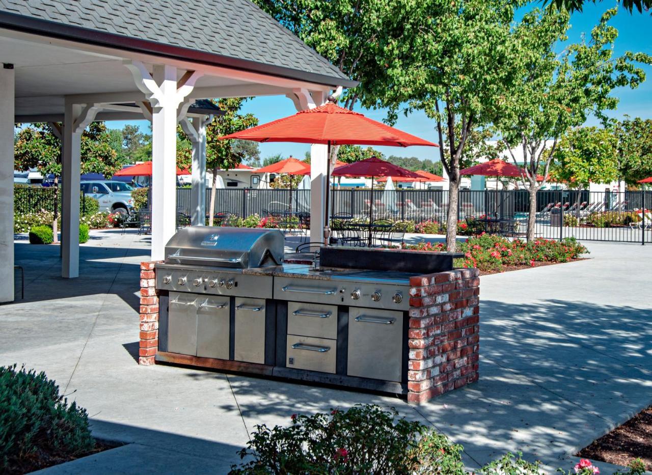 Vines Rv Resort Paso Robles Exterior photo