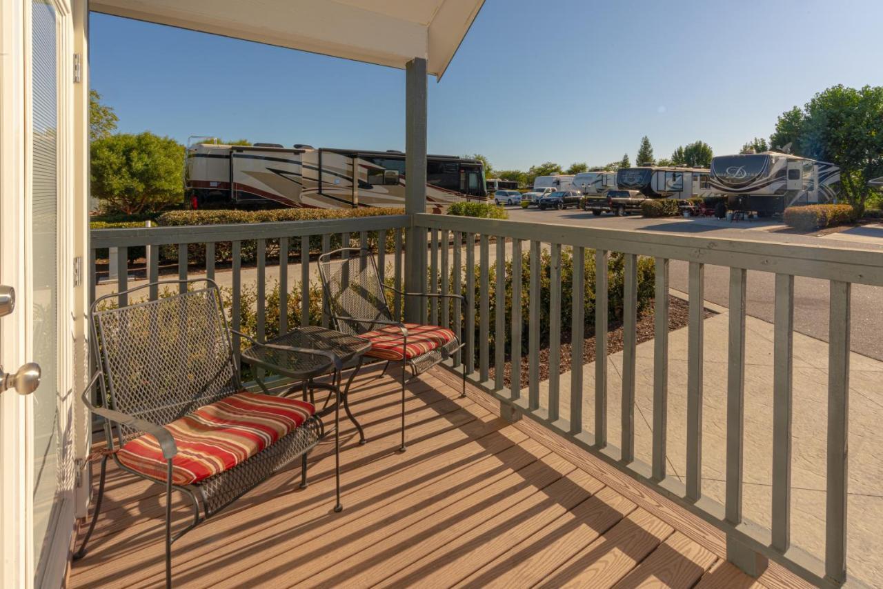 Vines Rv Resort Paso Robles Exterior photo